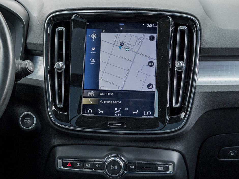 2021 Volvo XC40 Momentum-26