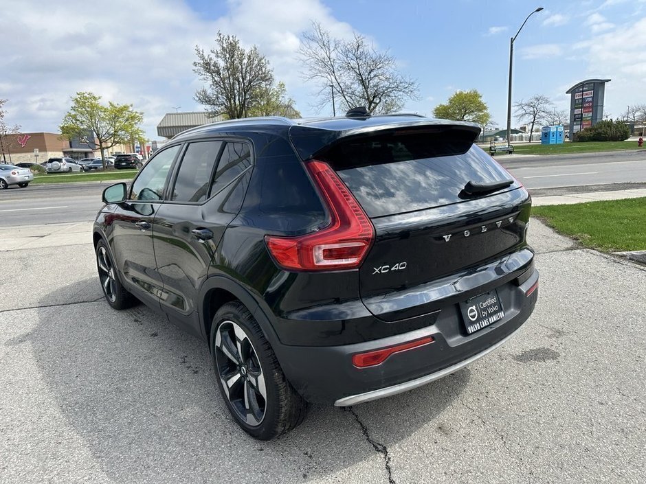 2021 Volvo XC40 Momentum-7