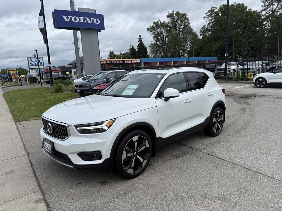 2021 Volvo XC40 Inscription-1