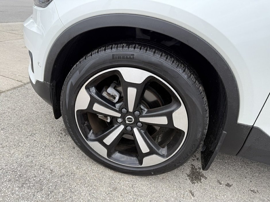 2021 Volvo XC40 Inscription-26