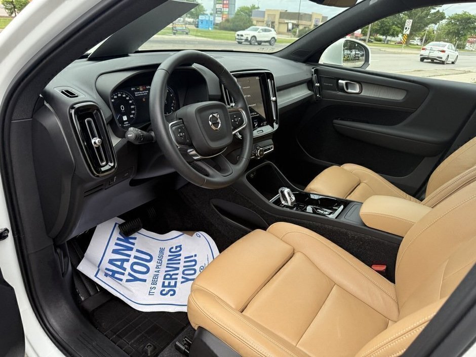 2021 Volvo XC40 Inscription-10