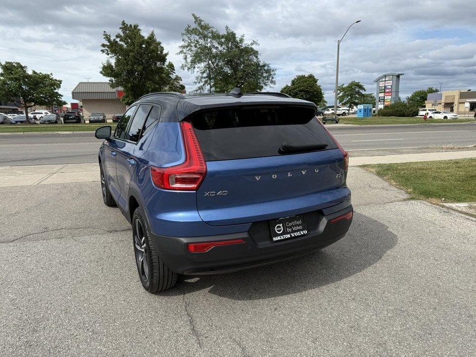 2021 Volvo XC40 R-Design-7