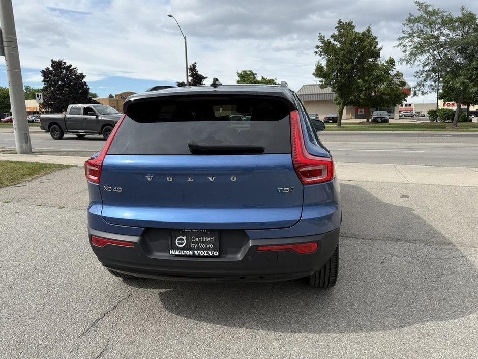 2021 Volvo XC40 R-Design-6