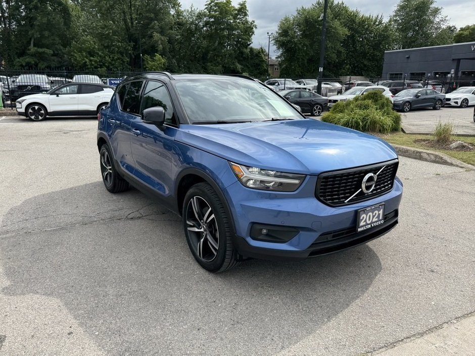2021 Volvo XC40 R-Design-4