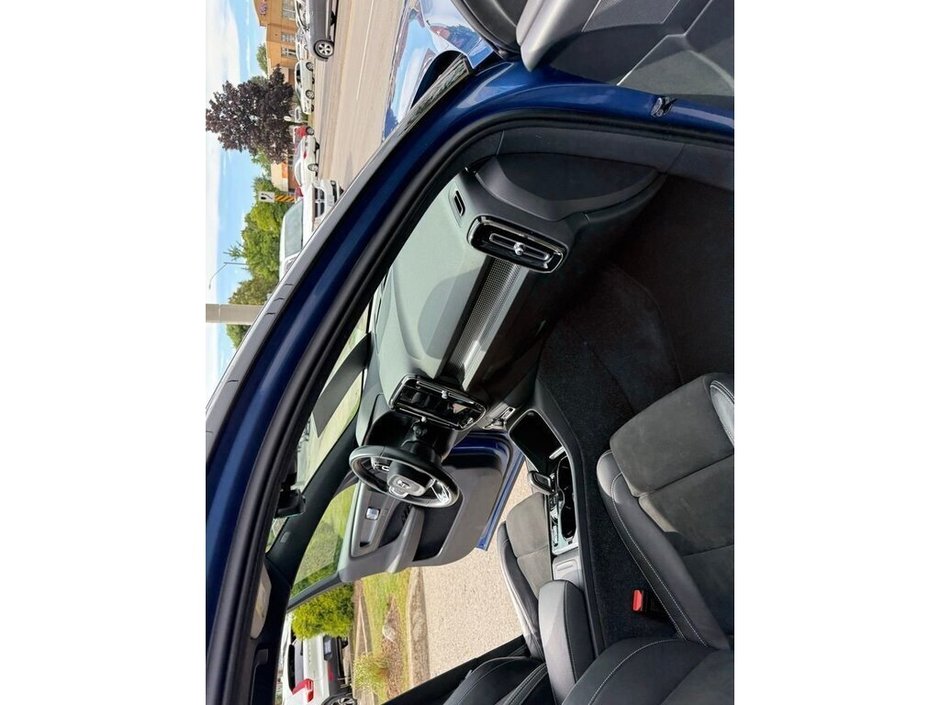 2021 Volvo XC40 R-Design-15