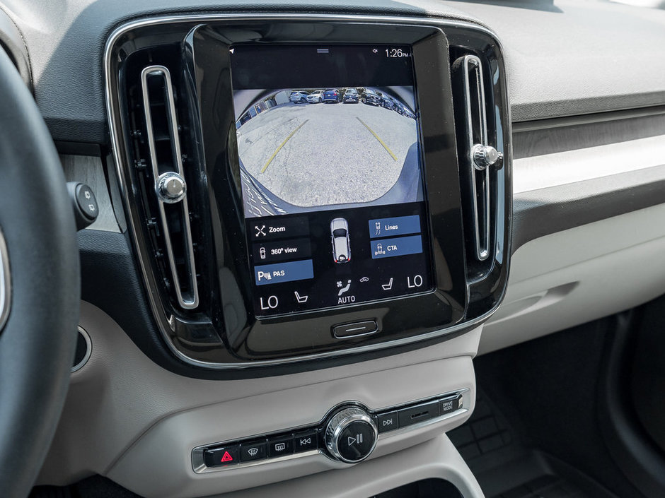 2022 Volvo XC40 Inscription-14