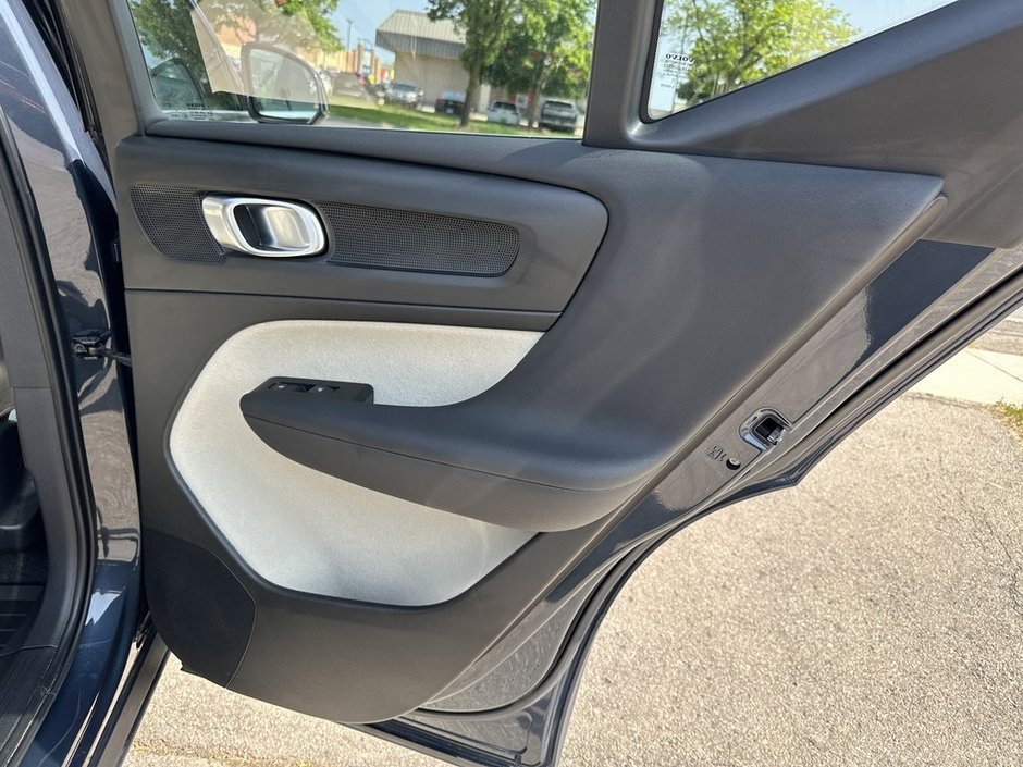 2022 Volvo XC40 Inscription-20