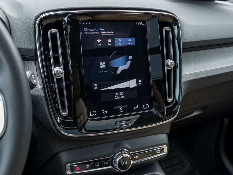 2022 Volvo XC40 Inscription-21