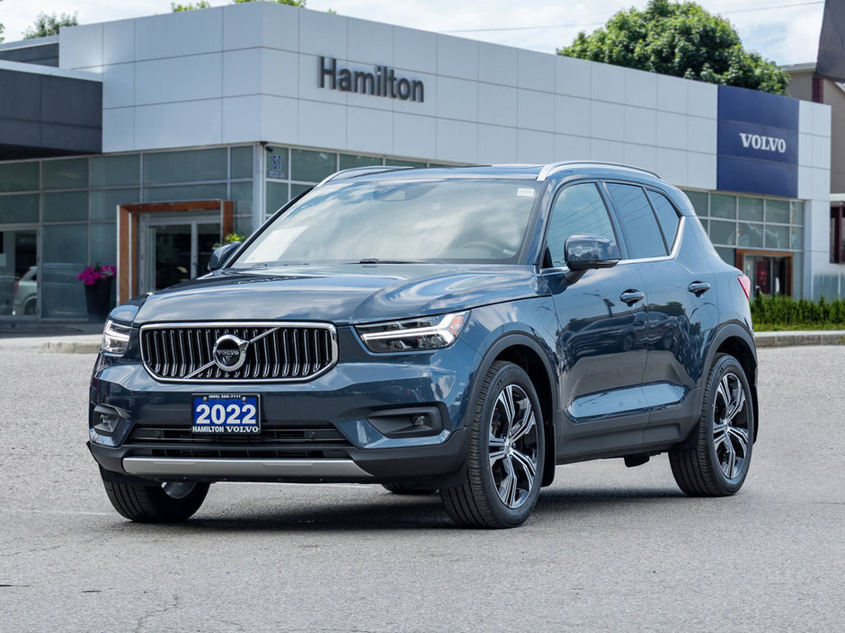 2022 Volvo XC40 Inscription-0