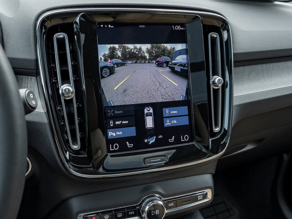 2022 Volvo XC40 Inscription-12