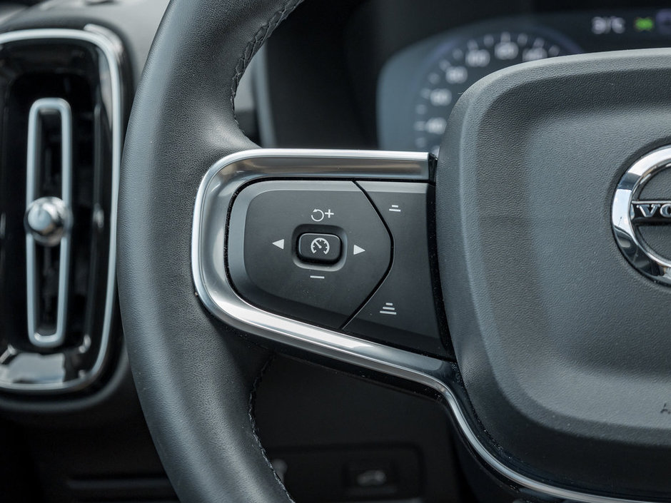 2022 Volvo XC40 Inscription-8