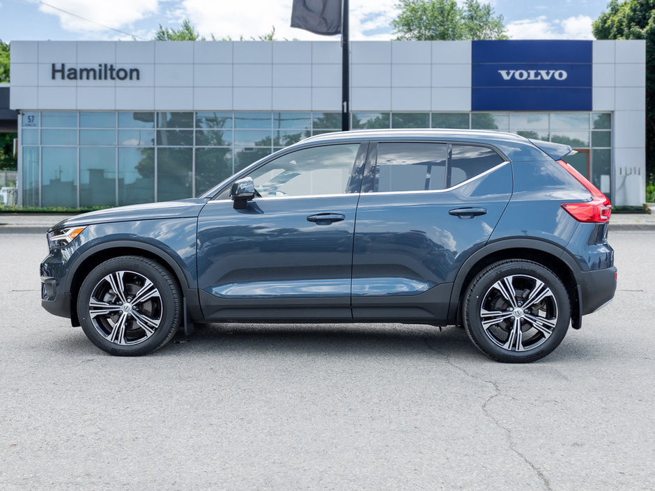 2022 Volvo XC40 Inscription-2
