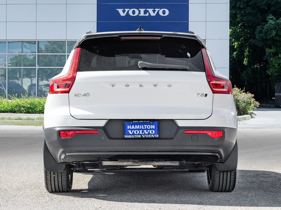2022 Volvo XC40 R-Design-5