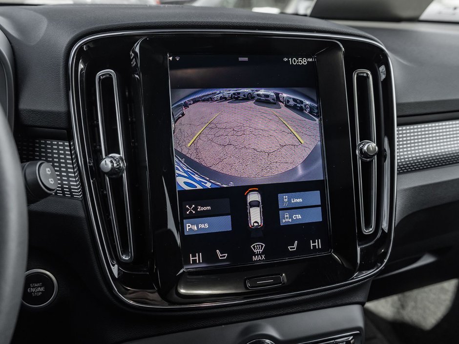 2022 Volvo XC40 R-Design-12
