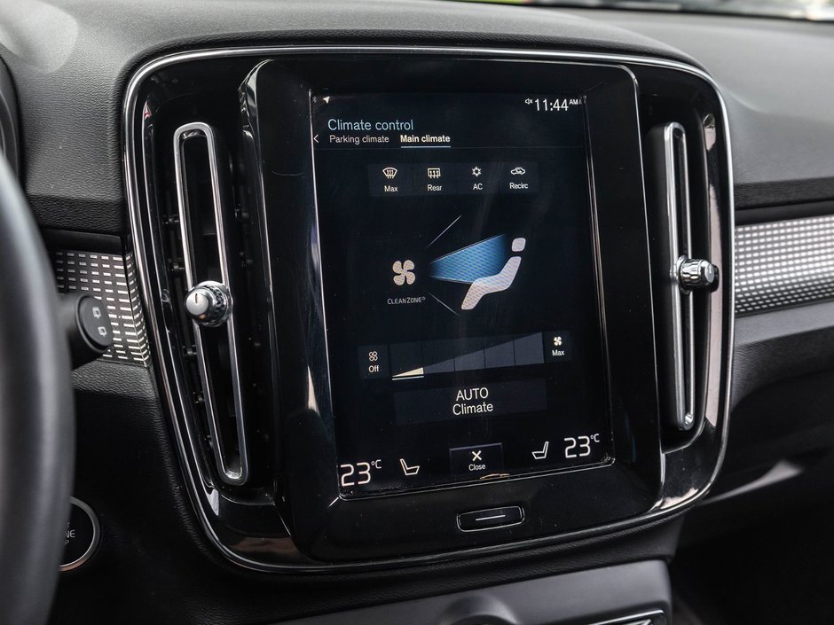 2022 Volvo XC40 R-Design-19