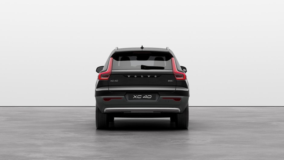 2025 Volvo XC40 Plus Bright Theme-3