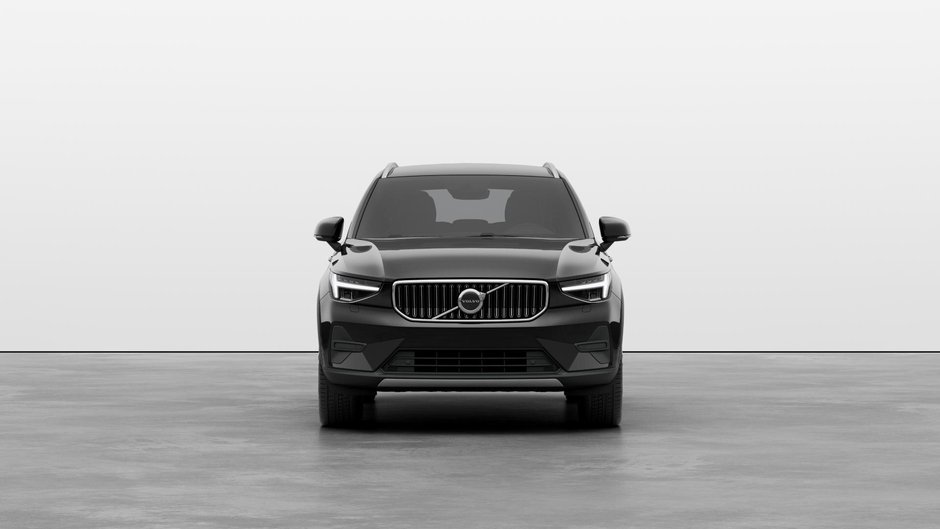 2025 Volvo XC40 Core Bright Theme-2