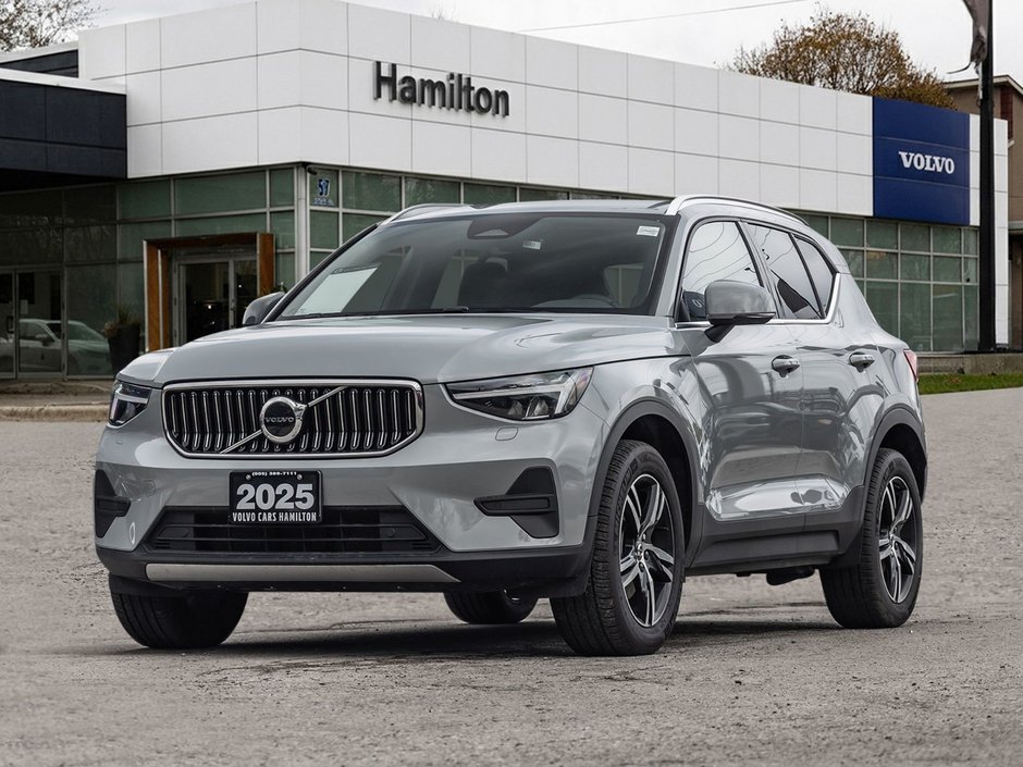 2025 Volvo XC40 Core Bright Theme-0