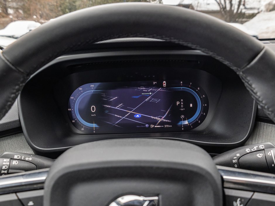 2025 Volvo XC40 Core Bright Theme-9