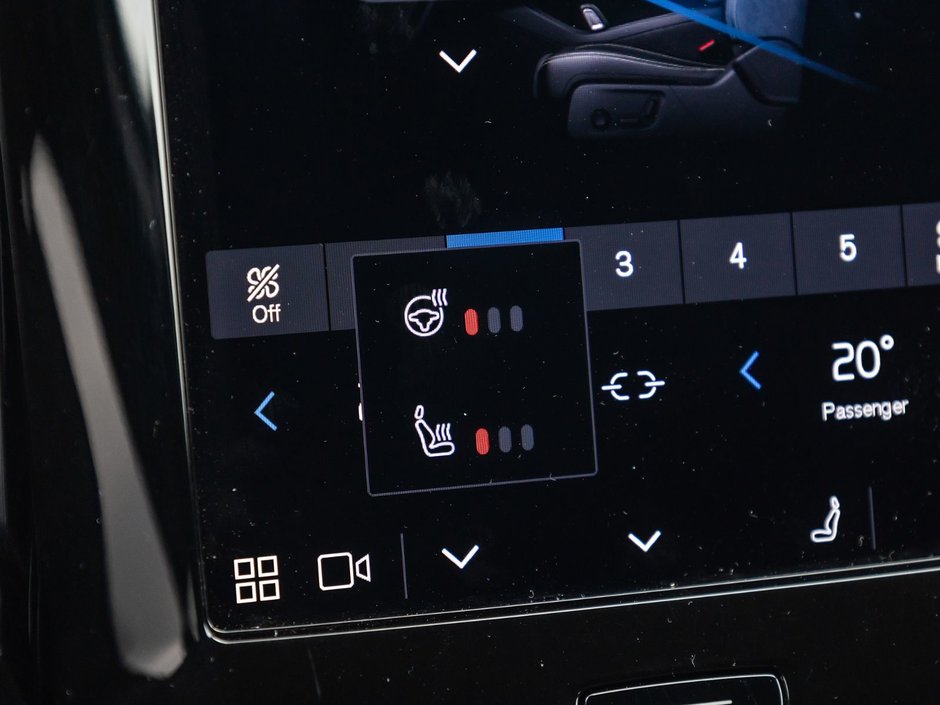 2025 Volvo XC40 Core Bright Theme-19