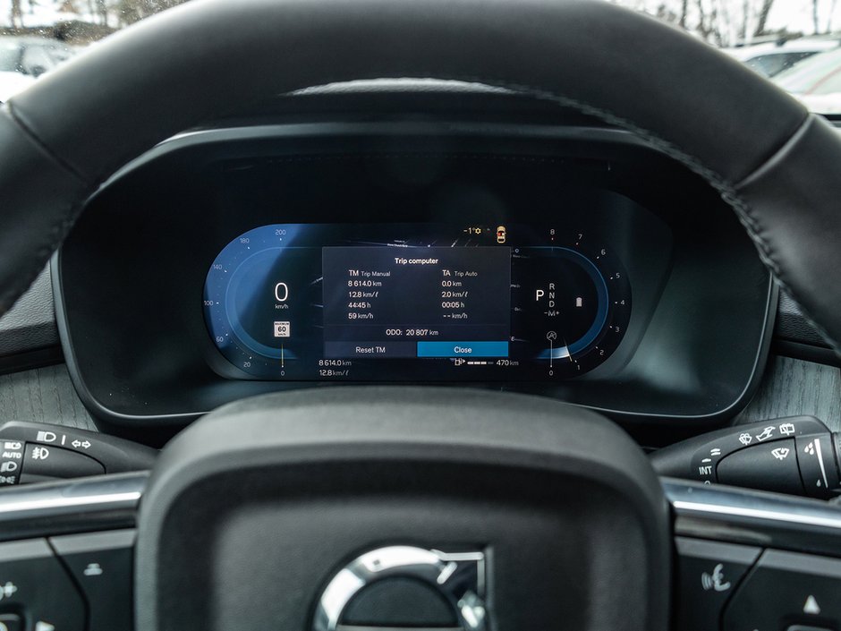 2025 Volvo XC40 Core Bright Theme-10