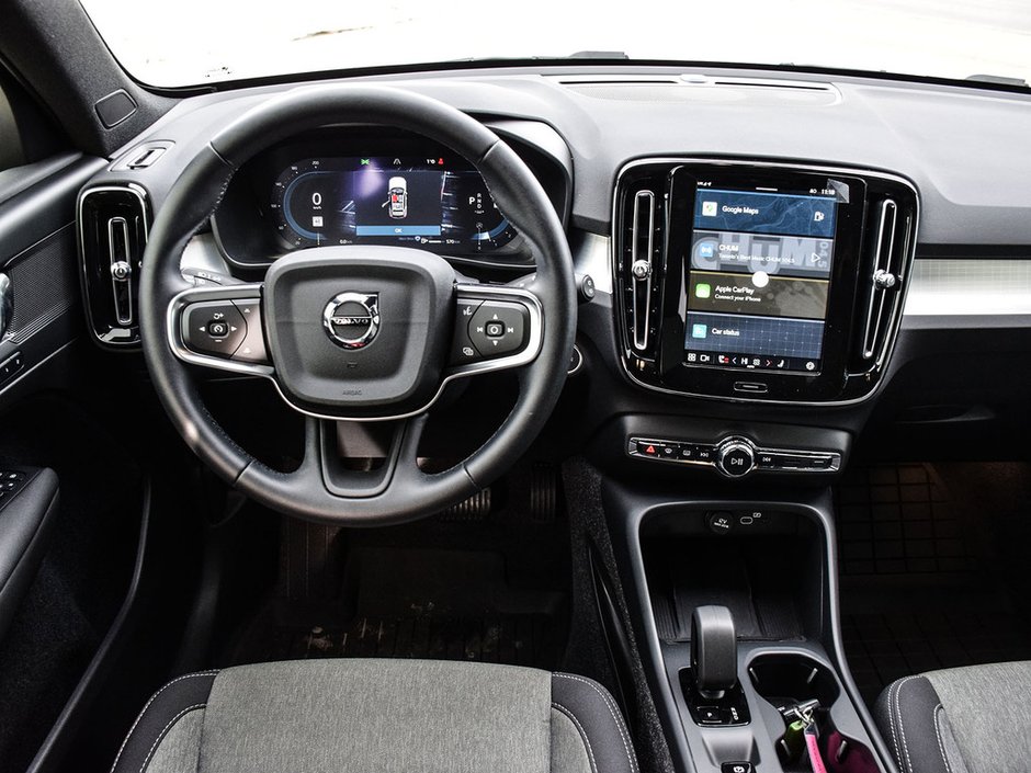 2025 Volvo XC40 Core Bright Theme-10