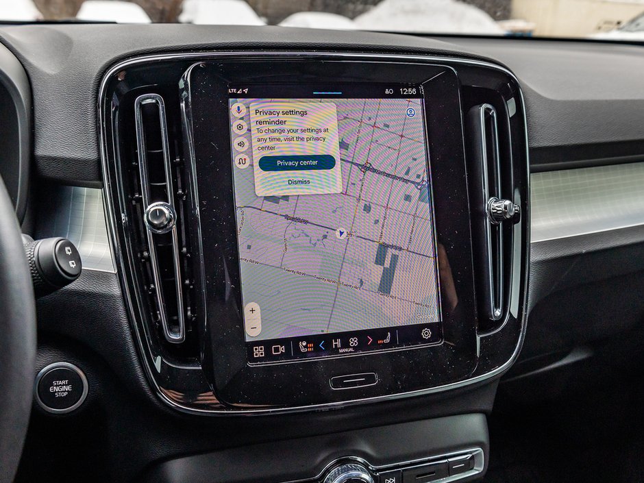 2025 Volvo XC40 Core Bright Theme-11