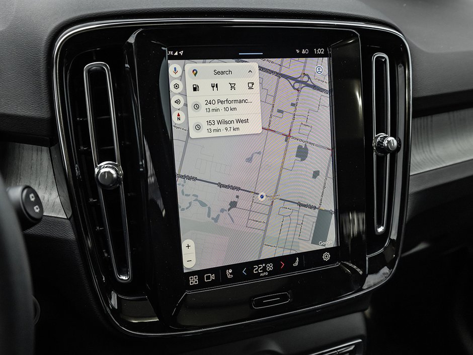 2025 Volvo XC40 Plus Dark Theme-10