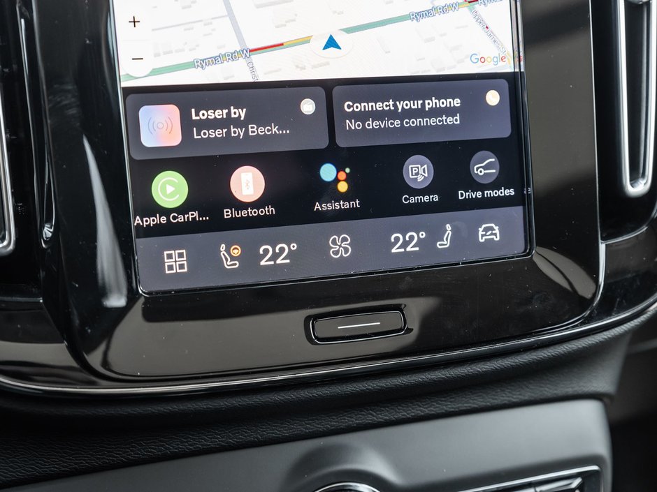 2025 Volvo XC40 Plus Dark Theme-19