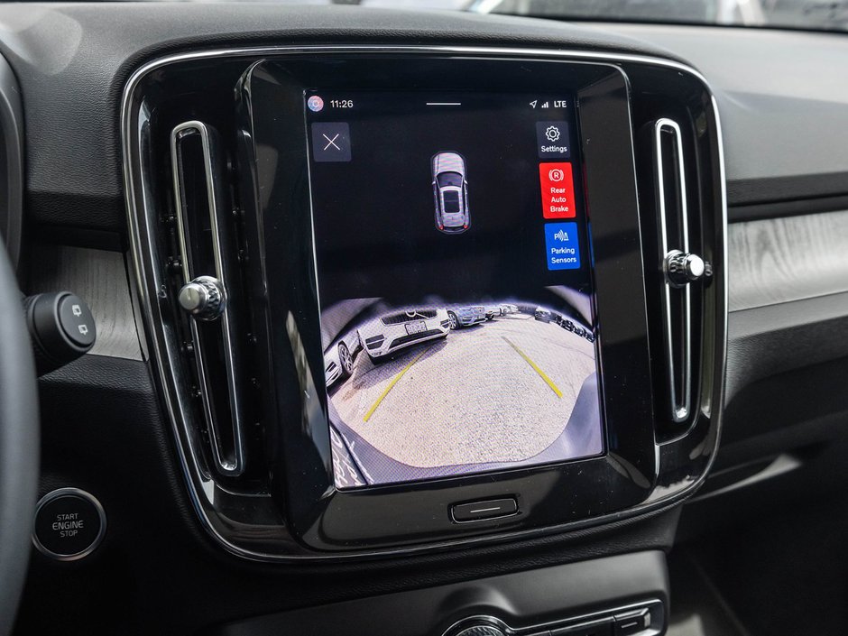 2025 Volvo XC40 Core Bright Theme-16