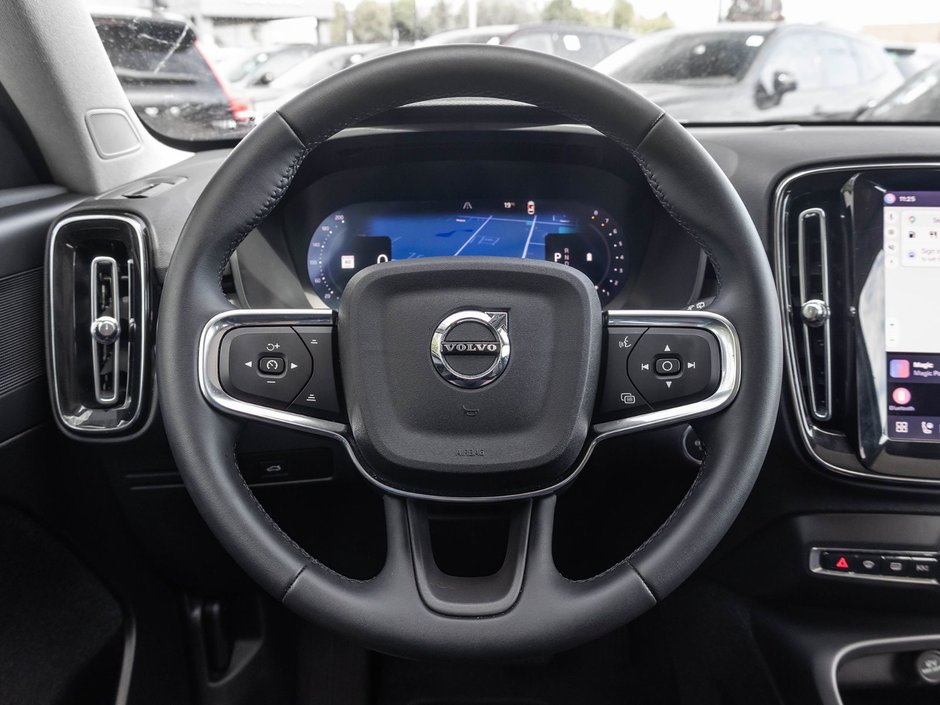 2025 Volvo XC40 Core Bright Theme-8