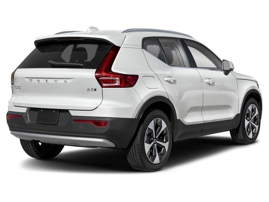 2026 Volvo XC40 Plus Dark Theme-25