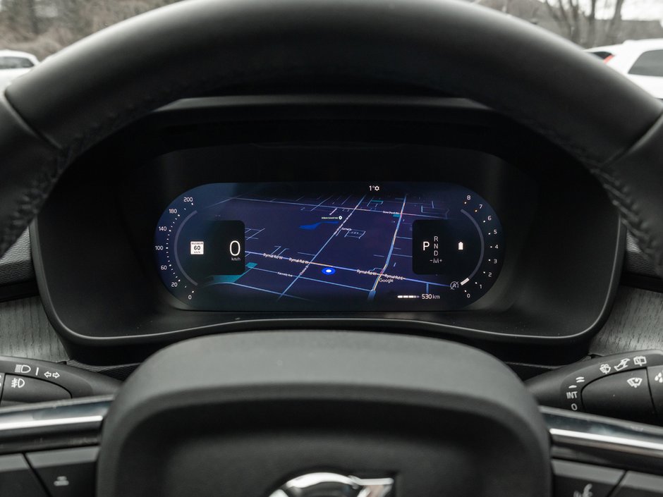 2026 Volvo XC40 Plus Dark Theme-9