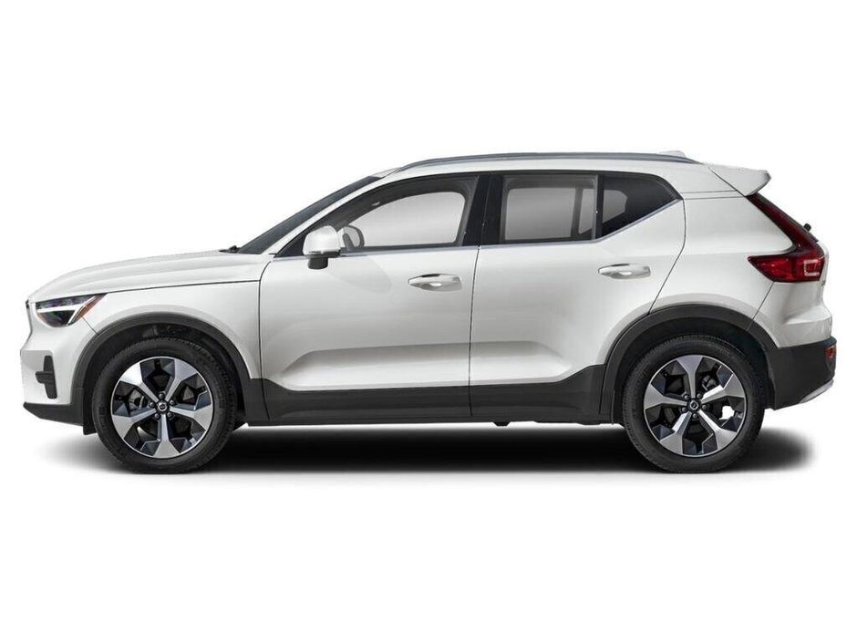 2026 Volvo XC40 Plus Dark Theme-17
