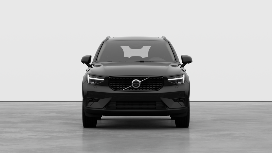 2026 Volvo XC40 Plus Dark Theme-4