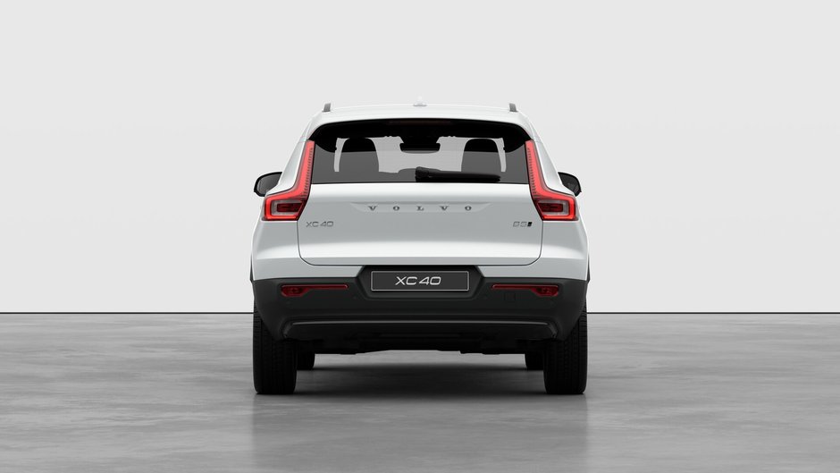 2026 Volvo XC40 Core Dark Theme-5