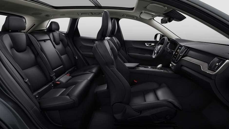 2025 Volvo XC60 Plug-in Hybrid Ultra Dark Theme-10