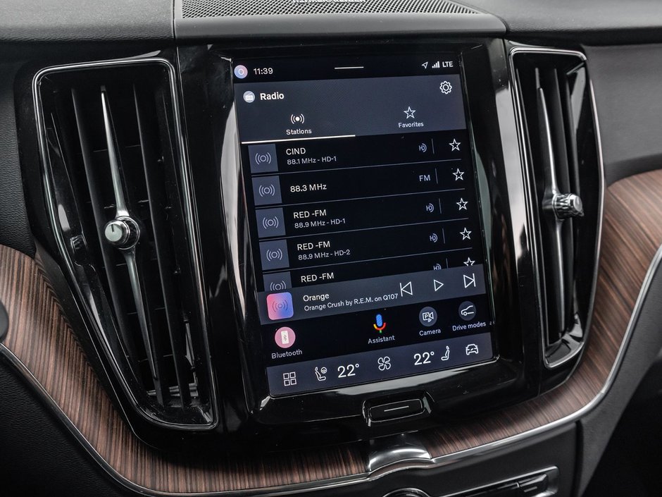 2022 Volvo XC60 Recharge Inscription Expression-24