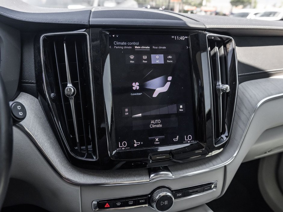 2019 Volvo XC60 Inscription-19