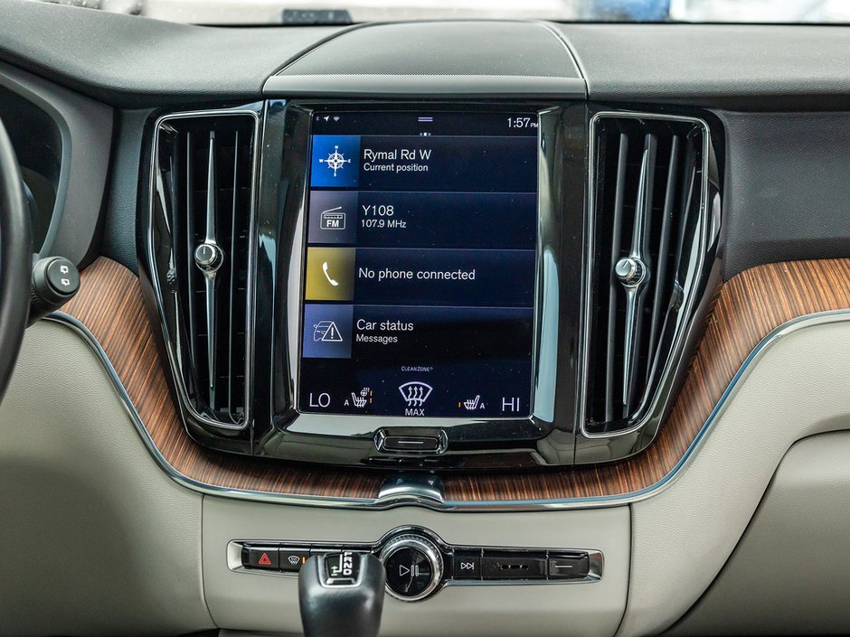 2021 Volvo XC60 Momentum-29