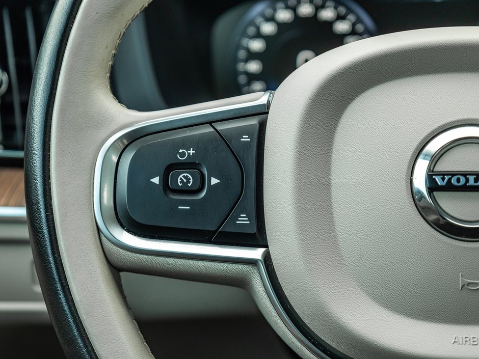 2021 Volvo XC60 Momentum-9