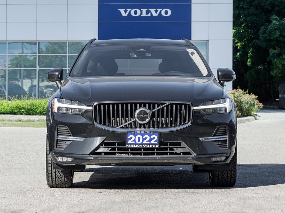 2022 Volvo XC60 Momentum-1