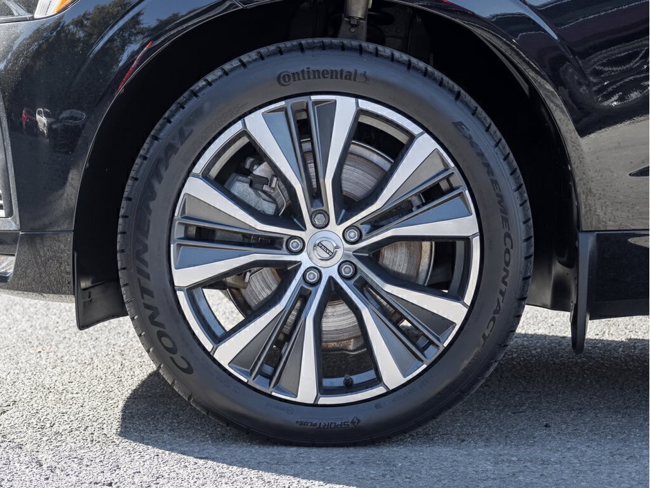 2022 Volvo XC60 Momentum-3