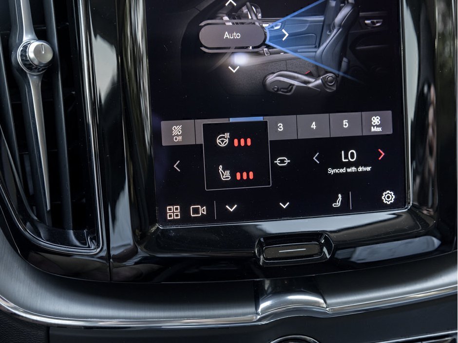 2022 Volvo XC60 Momentum-20