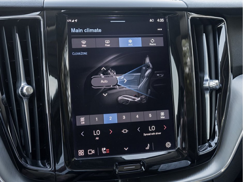 2022 Volvo XC60 Momentum-19