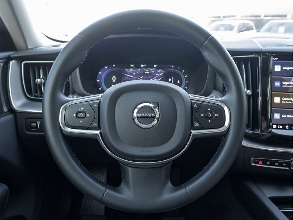 2022 Volvo XC60 Momentum-7