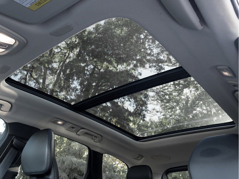 2022 Volvo XC60 Momentum-21