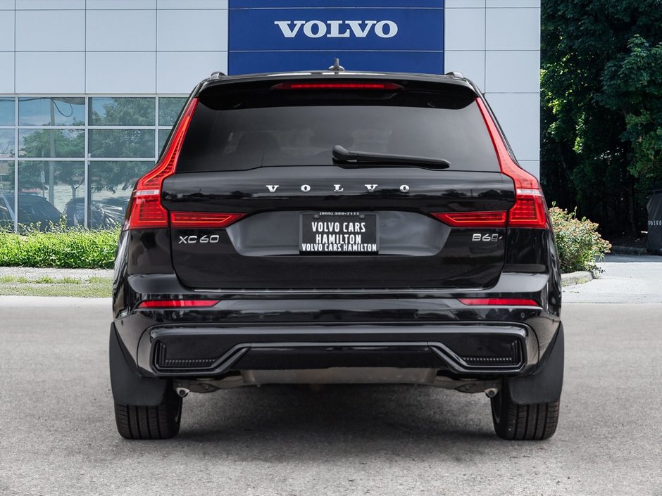 2022 Volvo XC60 R-Design-6