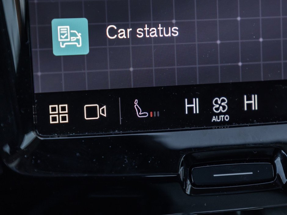 2025 Volvo XC60 Plus Dark Theme-22