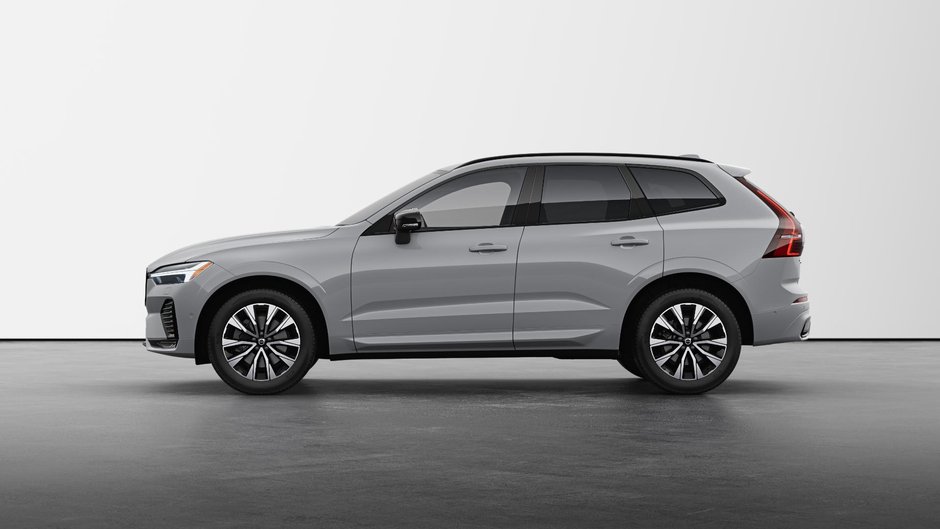 2025 Volvo XC60 Plus Dark Theme-5